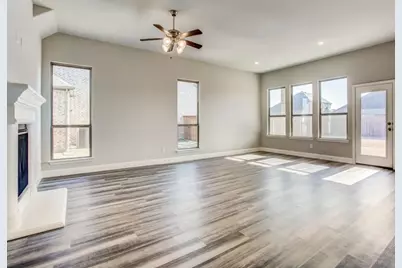 1605 Canals Drive, Little Elm, TX 75068 - Photo 4