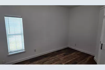 215 S Walker Street, Mesquite, TX 75149 - Photo 12