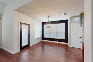 952 Tara Dr, Burleson, TX 76028 - Photo 6