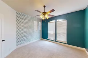 952 Tara Dr, Burleson, TX 76028 - Photo 18