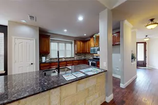 952 Tara Dr, Burleson, TX 76028 - Photo 10