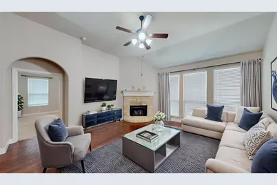 952 Tara Drive, Burleson, TX 76028 - Photo 4