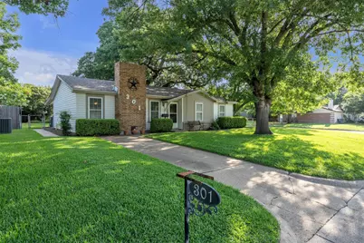 301 Dee Lane, Arlington, TX 76011 - Photo 2