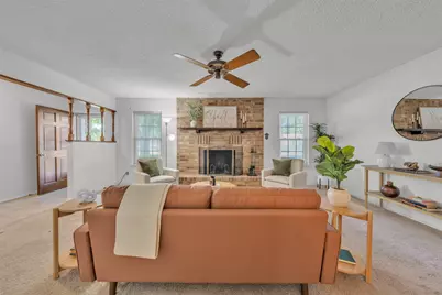 301 Dee Lane, Arlington, TX 76011 - Photo 8