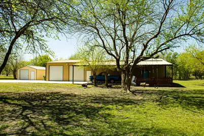 611 Gladness, Rhome, TX 76078 - Photo 6