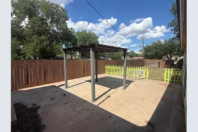 901 Ash, Merkel, TX 79536 - Photo 4