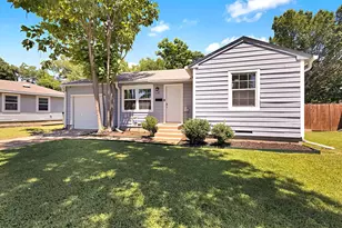 2124 Sharon Dr, Garland, TX 75041 - Photo 2