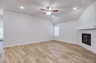 12376 Iveson Dr, Fort Worth, TX 76052 - Photo 16