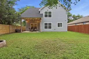 731 E Brown St, Cleburne, TX 76031 - Photo 36