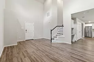 731 E Brown St, Cleburne, TX 76031 - Photo 4