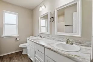 731 E Brown St, Cleburne, TX 76031 - Photo 28