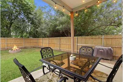 731 E Brown Street, Cleburne, TX 76031 - Photo 32