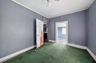 406 E Willingham St, Cleburne, TX 76031 - Photo 10