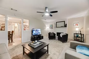707 Parkmont St, Dallas, TX 75214 - Photo 6