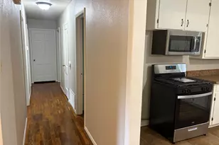 404 W Heron St, Denison, TX 75020 - Photo 12