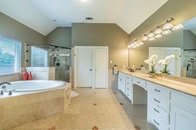 2700 Sunset Circle, Plano, TX 75093 - Photo 16