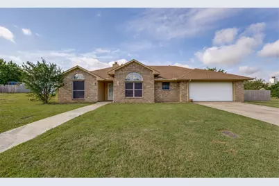 303 Bryant Street, Pottsboro, TX 75076 - Photo 1