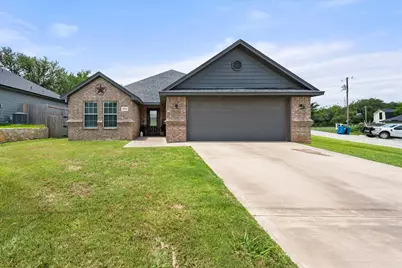 2514 San Gabriel Drive, Granbury, TX 76048 - Photo 2