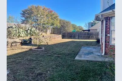 517 Meadowcrest Drive, Burleson, TX 76028 - Photo 24