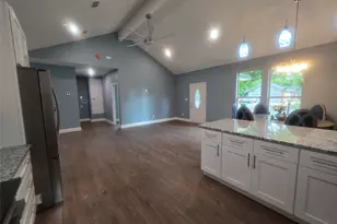 503 W Elm St, Olney, TX 76374 - Photo 8
