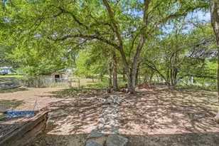 702 S Jackson St, Stephenville, TX 76401 - Photo 20