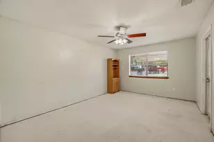 702 S Jackson St, Stephenville, TX 76401 - Photo 18