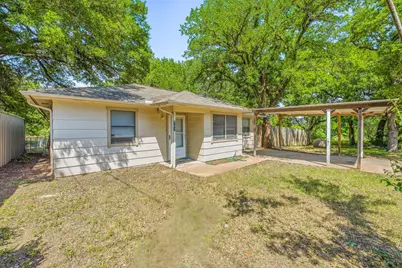 702 S Jackson Street, Stephenville, TX 76401 - Photo 2