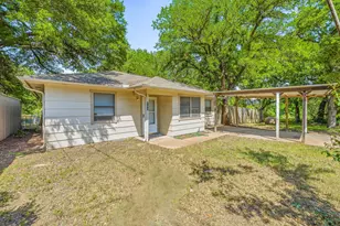 702 S Jackson St, Stephenville, TX 76401 - Photo 2