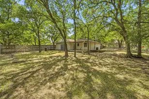 702 S Jackson St, Stephenville, TX 76401 - Photo 22