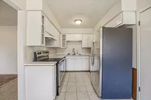702 S Jackson St, Stephenville, TX 76401 - Photo 8