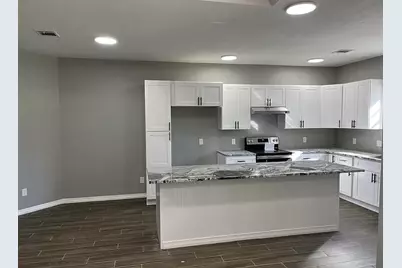 1400 E 1st Street, Mt Pleasant, TX 75455 - Photo 4