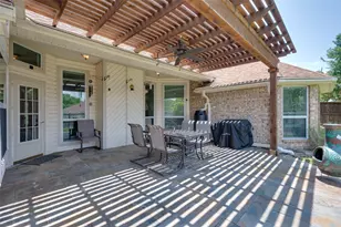 905 Brittany Dr, Lewisville, TX 75067 - Photo 22