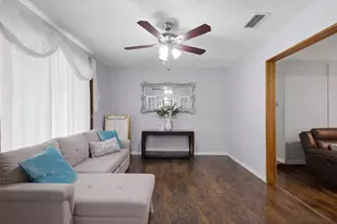 1933 Potter Ln, Mesquite, TX 75149 - Photo 10