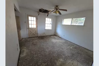 905 Glen Vista Drive N, Irving, TX 75061 - Photo 12
