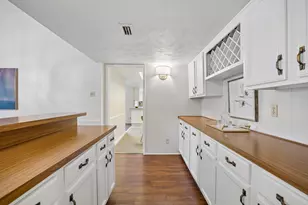 11007 McCree Rd, Dallas, TX 75238 - Photo 10