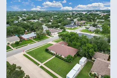 1706 Stagecoach Drive, Pantego, TX 76013 - Photo 36