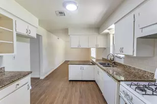 406 Vance St, League City, TX 77573 - Photo 10