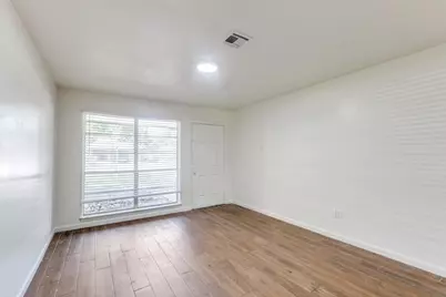 406 Vance Street, League City, TX 77573 - Photo 4
