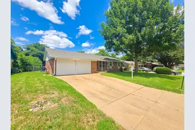 1163 Kirkwall Drive, Fort Worth, TX 76134 - Photo 2
