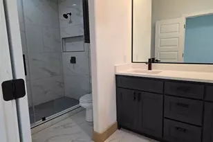 322 W Brownlee Ave, Dallas, TX 75224 - Photo 8
