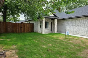 322 W Brownlee Ave, Dallas, TX 75224 - Photo 14