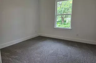 322 W Brownlee Ave, Dallas, TX 75224 - Photo 12