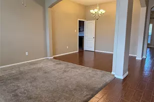 929 Mesa Vista Dr, Crowley, TX 76036 - Photo 4