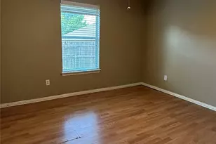 929 Mesa Vista Dr, Crowley, TX 76036 - Photo 20