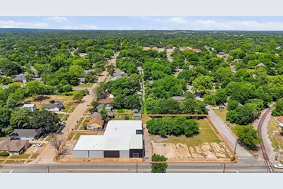 613 S Armstrong Avenue, Denison, TX 75020 - Photo 30