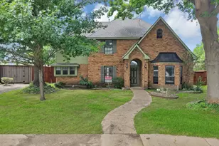 5 Creekcrest Ct, Allen, TX 75002 - Photo 1