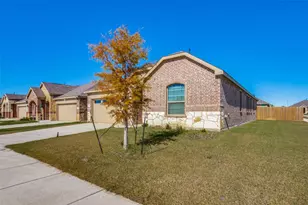 2500 Eden Crk Dr, Fort Worth, TX 76179 - Photo 2