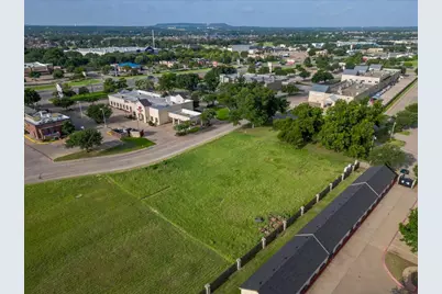 1100 Crawford Avenue, Granbury, TX 76048 - Photo 28