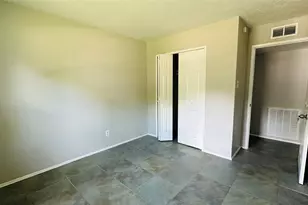 914 Clark Trail, Grand Prairie, TX 75052 - Photo 34