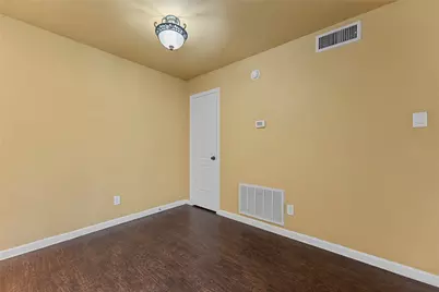 5516 Boca Raton Boulevard #310, Fort Worth, TX 76112 - Photo 14